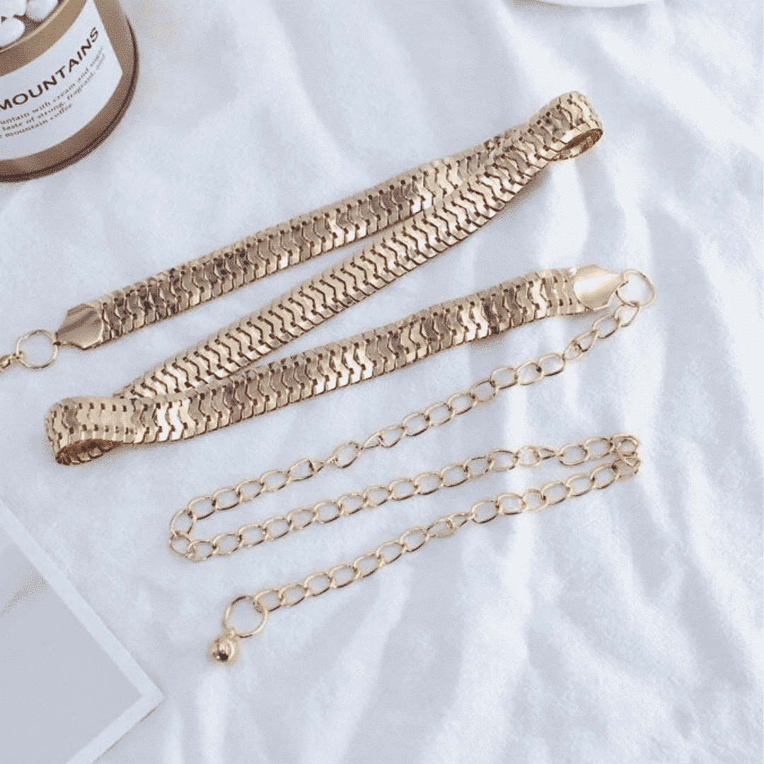 Ceinture bijoux en métal doré avec chainette de réglage – Image 3